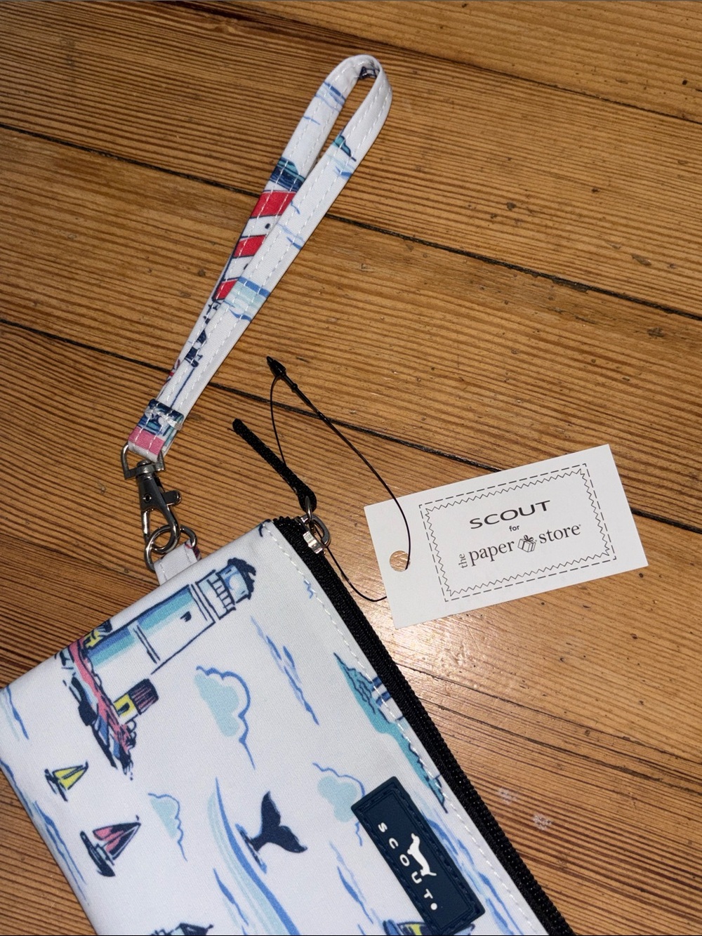 SCOUT Kate wristlet - Picture 3 of 4